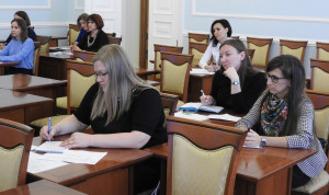 Кадровая служба Смольного делится опытом с регионами