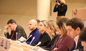 Молодежь Саратова предлагает засчитывать практику в госорганах в стаж госслужбы