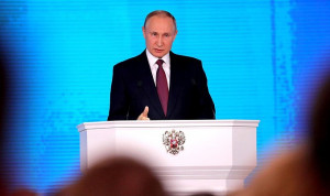 Владимир Путин призвал обеспечить продвижение профессиональных кадров на госслужбе
