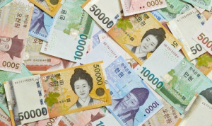 Среднегодовая зарплата госслужащих финансового сектора Южной Кореи превысила $77 тысяч