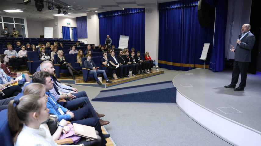Губернатор Архангельской области прочитал лекцию «Молодым лидерам Поморья»