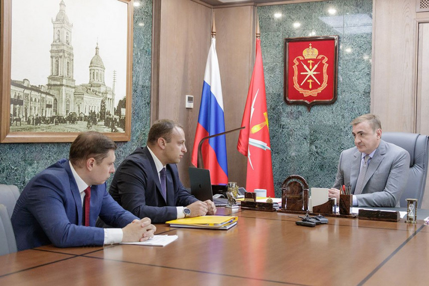 Губернатор Тульской области провел встречу с победителем «Лидеров России» в роли наставника