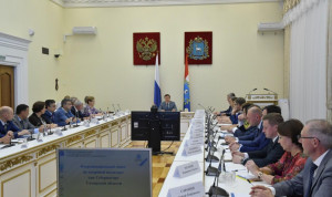 Глава Самарской области провел совет по развитию кадровой политики региона