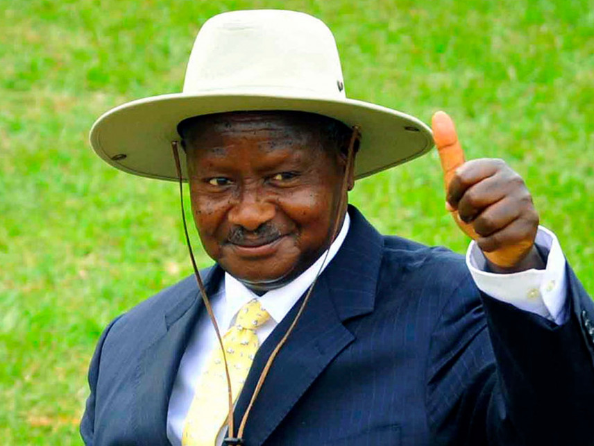 Президент Уганды считает ожирение признаком коррупции