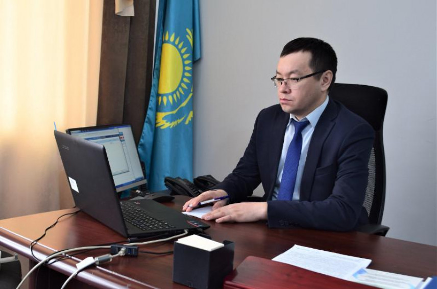 В Казахстане за кандидатами на госслужбу наблюдали онлайн