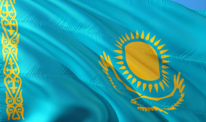 Госслужащих Казахстана, поступивших в Академию госуправления, поздравили коллеги