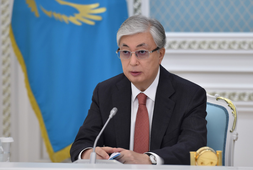 За два года в Казахстане сократят 25% госслужащих