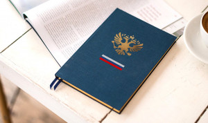 Президентские законопроекты по изменениям в Конституцию поддержаны профильным комитетом Госдумы