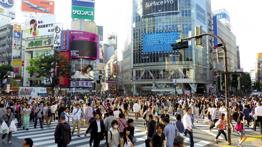 В Японии увеличится численность госслужащих