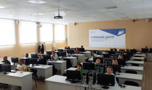 Чиновники Волгограда обучались работе в отечественной операционной системе