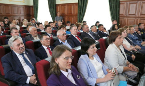 Врио главы Республики Алтай встретился с госслужащими, депутатами и общественностью