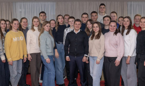 Глава ЯНАО провел встречу со студентами – слушателями программы «Ресурс России»