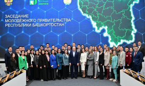Премьер-министр Башкирии провел встречу с членами Молодежного правительства региона