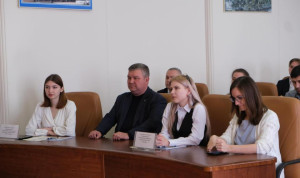 Студенты на один день возглавили город Астрахань