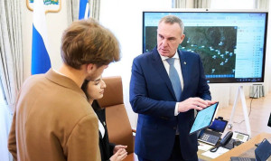 Юные лидеры Югры проходят стажировку в правительстве округа
