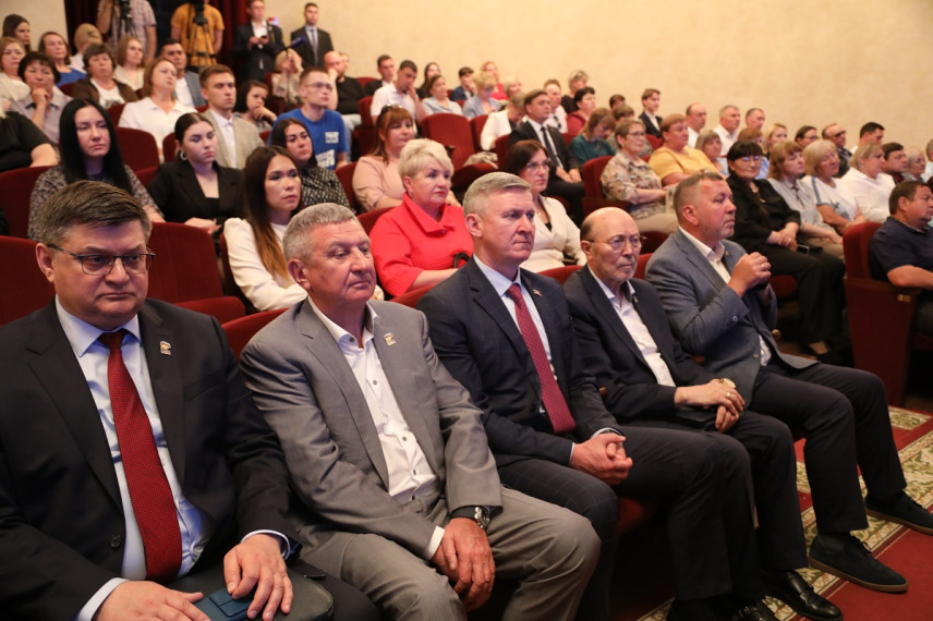 Муниципальные депутаты Курганской области встретились на форуме