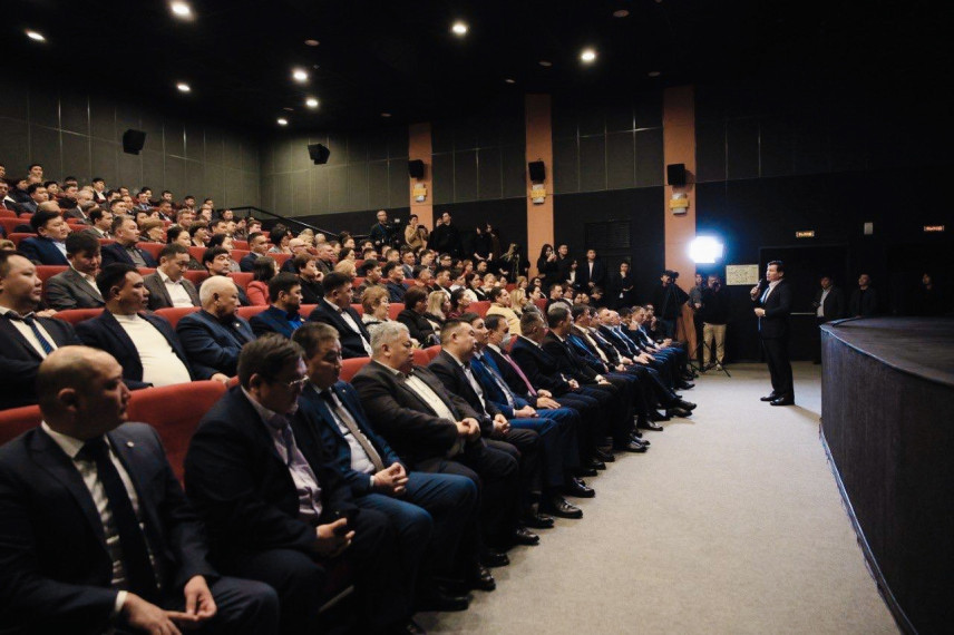 В Калмыкии обсудили внедрение клиентоцентричного подхода в систему госуправления