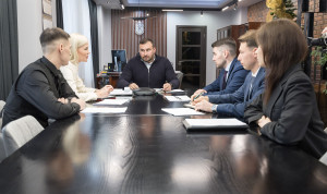 Власти Тульской области обсудили реализацию совместных инициатив с членами Молодежного совета региона