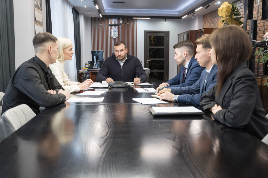 Власти Тульской области обсудили реализацию совместных инициатив с членами Молодежного совета региона