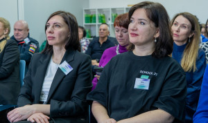 Руководителей органов власти Магаданской области обучают работе с ИИ