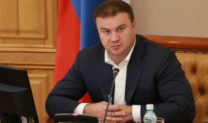 Губернатор Омской области стал во главе комиссии по внедрению искусственного интеллекта