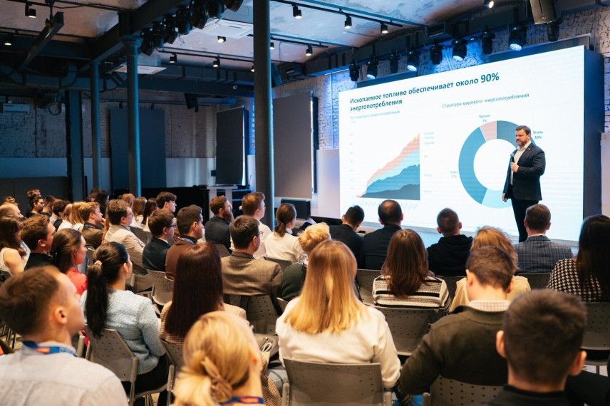 Столичные «Лидеры Нижегородской области» обсудили развитие энергетики и карьерные возможности с депутатом Госдумы