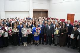 Стали известны лучшие муниципальные служащие Иркутской области