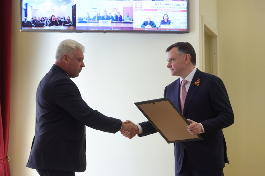 В правительстве Ростовской области состоялось торжественное мероприятие, посвящённое Дню местного самоуправления