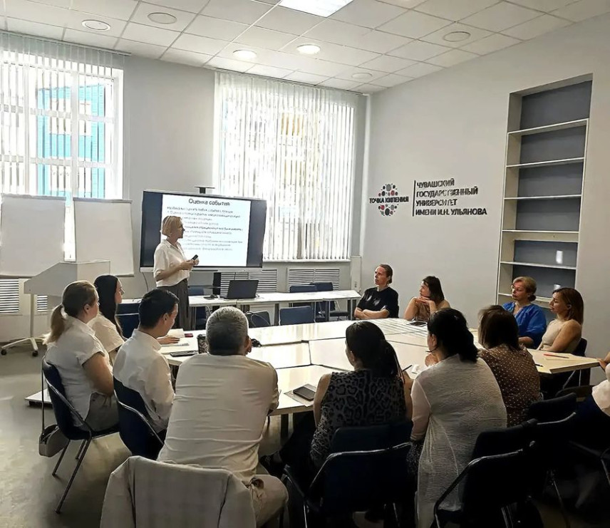 В Чувашии для новичков на госслужбе запущена программа сопровождения и адаптации