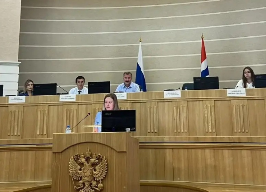 В Омской области обсудили практику применения антикоррупционного законодательства