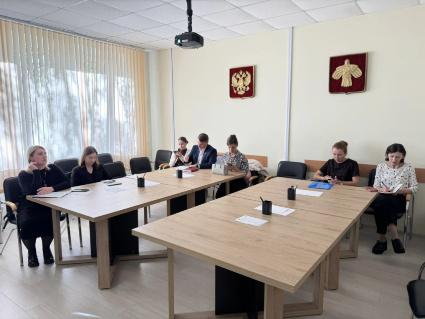Дополнительное образование госслужащих стало темой «Кадровой среды» в Коми