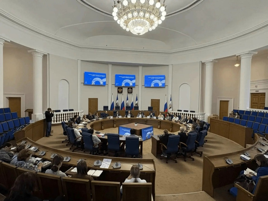Кадровую стратегию и корпоративную культуру обсудили в Новгородской области