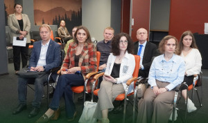 Более 100 новичков на госслужбе Югры проходят обучение