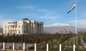 В Таджикистане установили лимит численности госслужащих