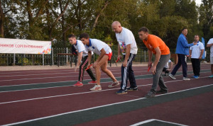В Саратове муниципальные служащие участвовали в спортивных соревнованиях