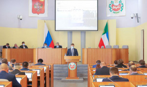 За год расходы на содержание органов власти Хакасии уменьшились на 200 млн рублей