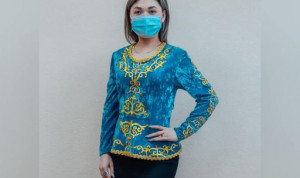 В Казахстане госслужащие сменили костюмы на национальную одежду