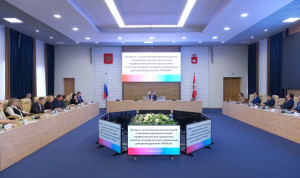 Губернатор Пермского края провел встречу с участниками региональной стажировки