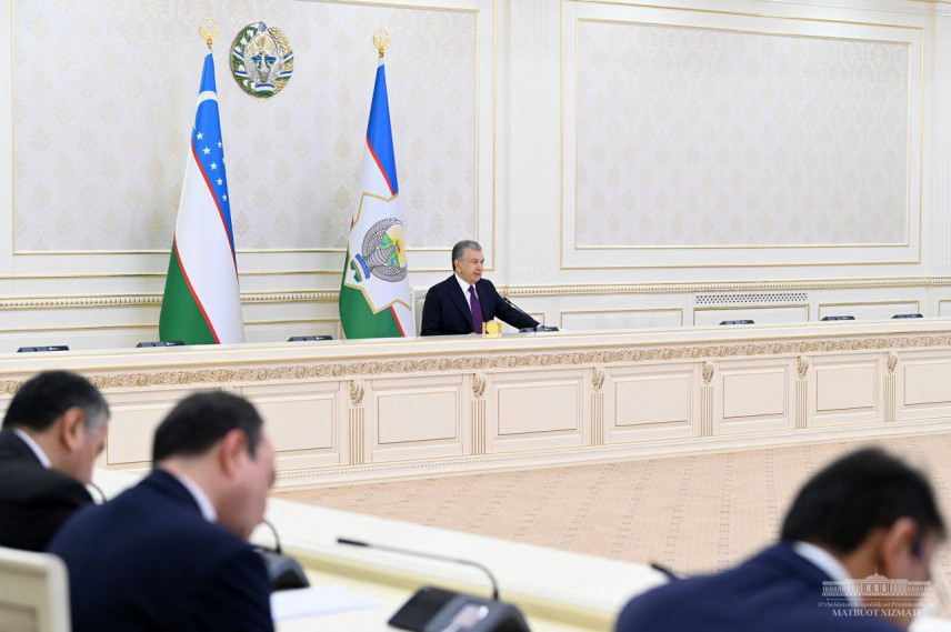 Президент Узбекистана поручил создать компактную и эффективную систему управления