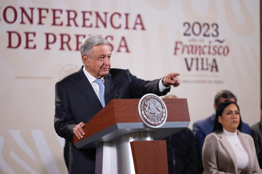 Лидер Мексики выступил против высоких зарплат госслужащих