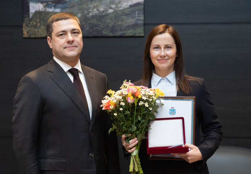 Лучшим госслужащим Псковской области вручили награды